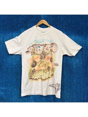 Travis Scott “Live On Tour Utopia” Graphic T-Shirt Size Medium